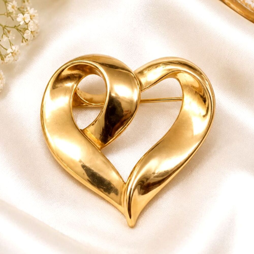 Vintage Gold Tone Swirl Heart Brooch Ribbon Love Pin Statement Jewelry